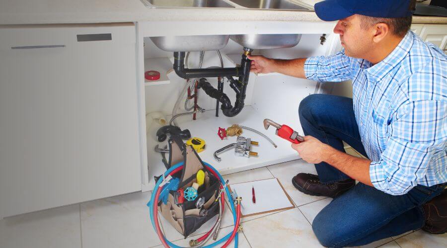 Expert burst pipe repair services in Stony Ridge, OH